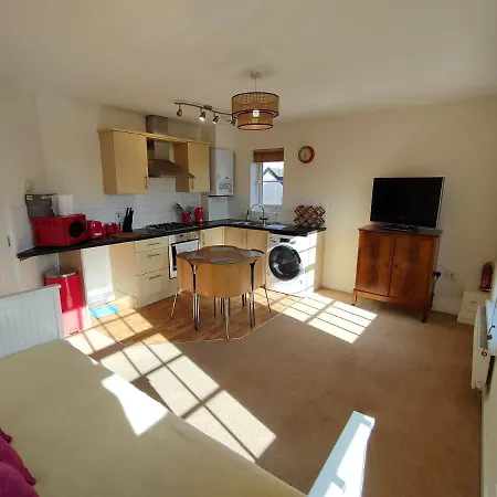 Central Taunton 2-Bedroom Apartment, Great Location! Exterior foto